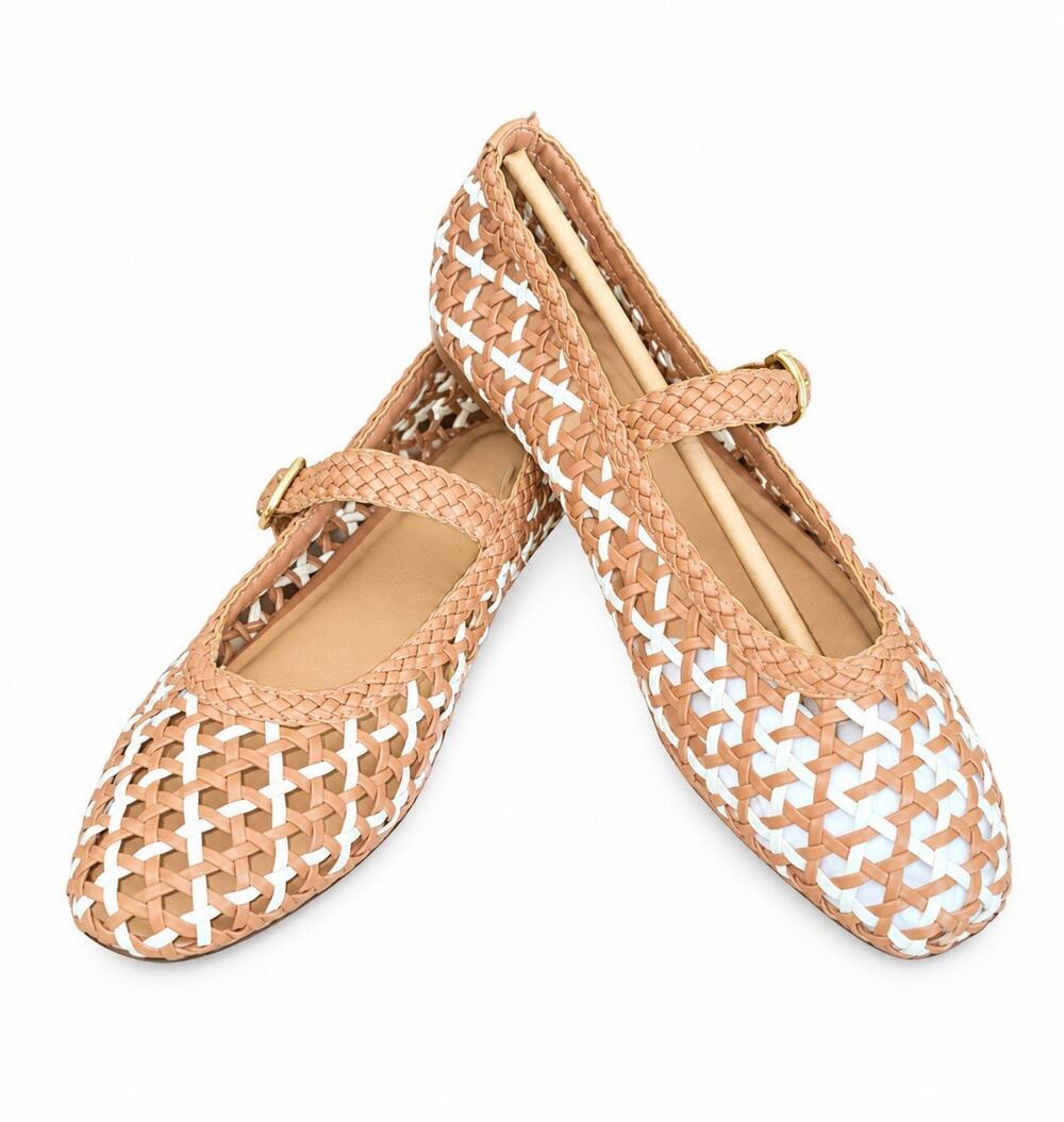Universal Thread Royce Women’s 7.5 Cognac White Woven Mary Jane Flats NWT